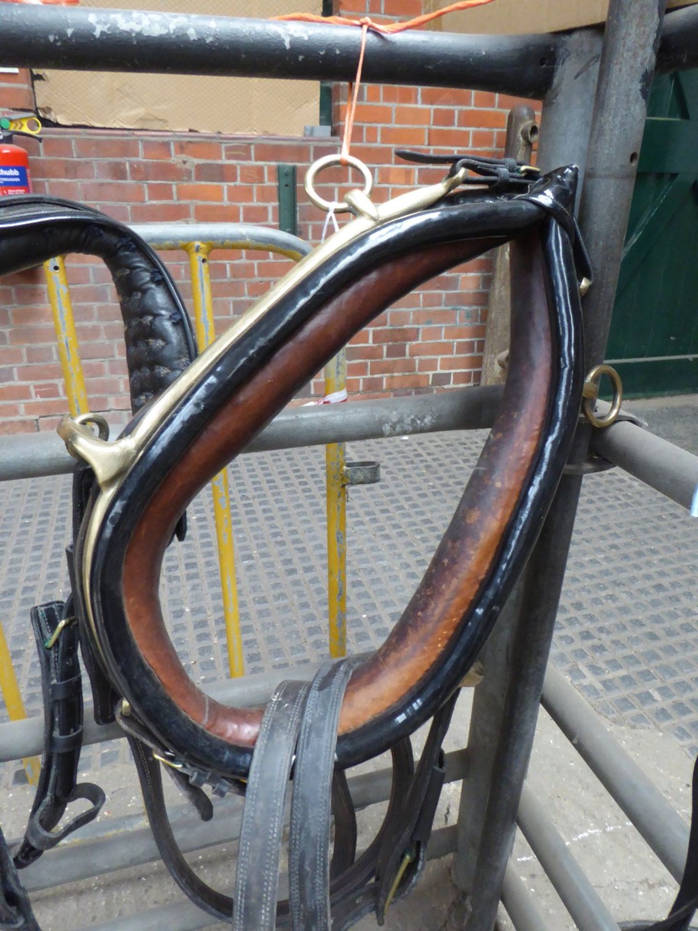 Set of black/brass show harness to suit 13 to 15hh with 20ins collar, Tilbury tugs and brown reins. - Image 2 of 3