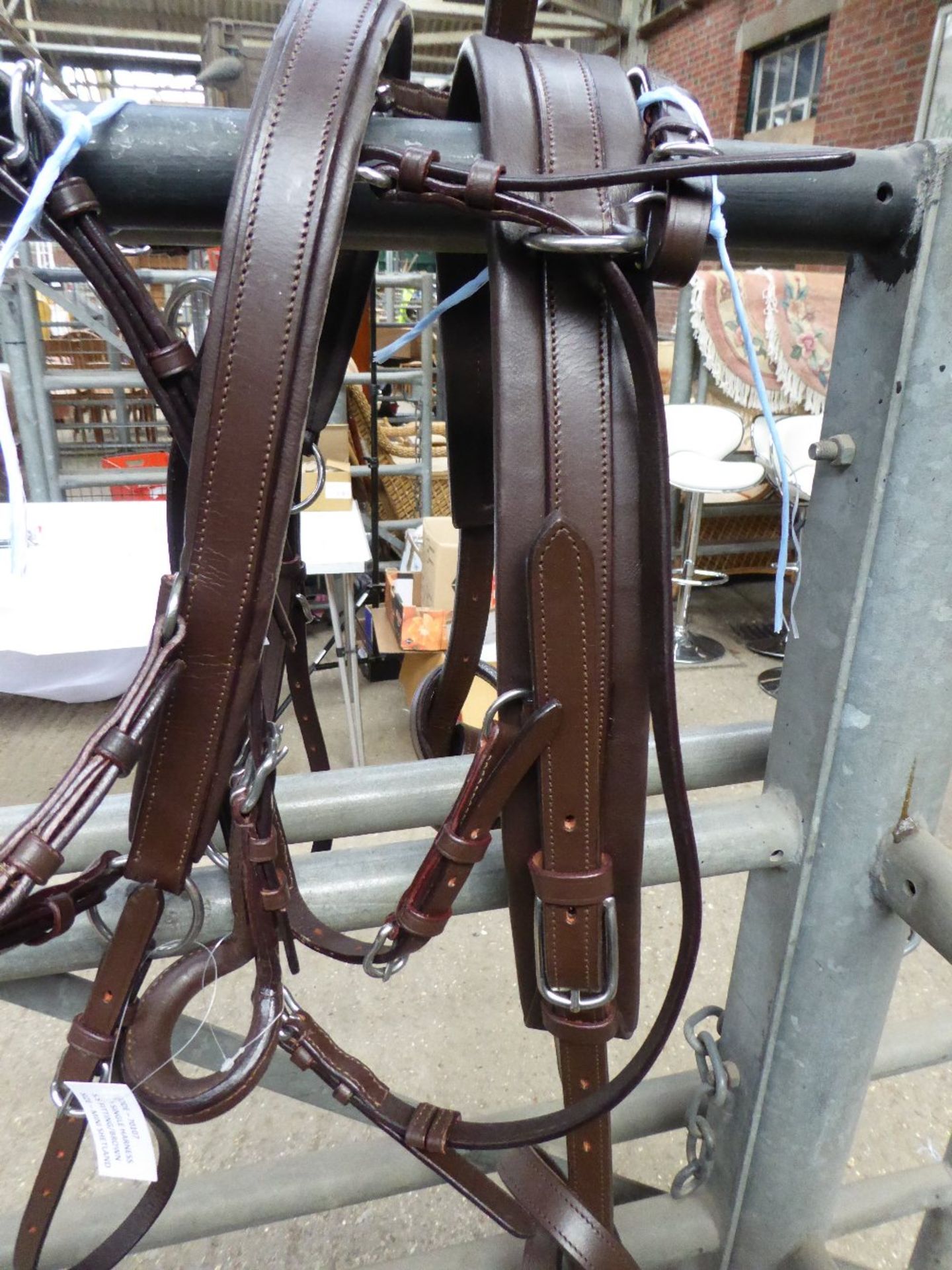 Set of brown Shetland harness with stainless steel fittings and quick release tugs - carries VAT. - Image 4 of 4