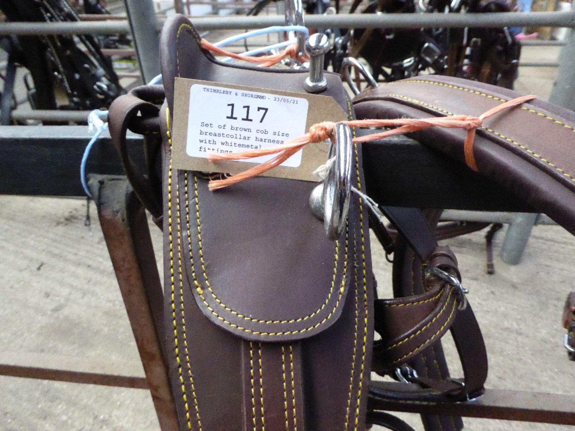 Set of brown cob size breastcollar harness with whitemetal fittings - carries VAT - Image 2 of 4
