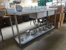 Double bowl left hand drainer sink with taps