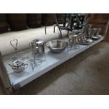 Trays, bowls, measures, tableware