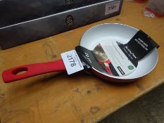 Buckingham frying pan