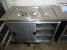 Moffat hot cupboard with sliding doors