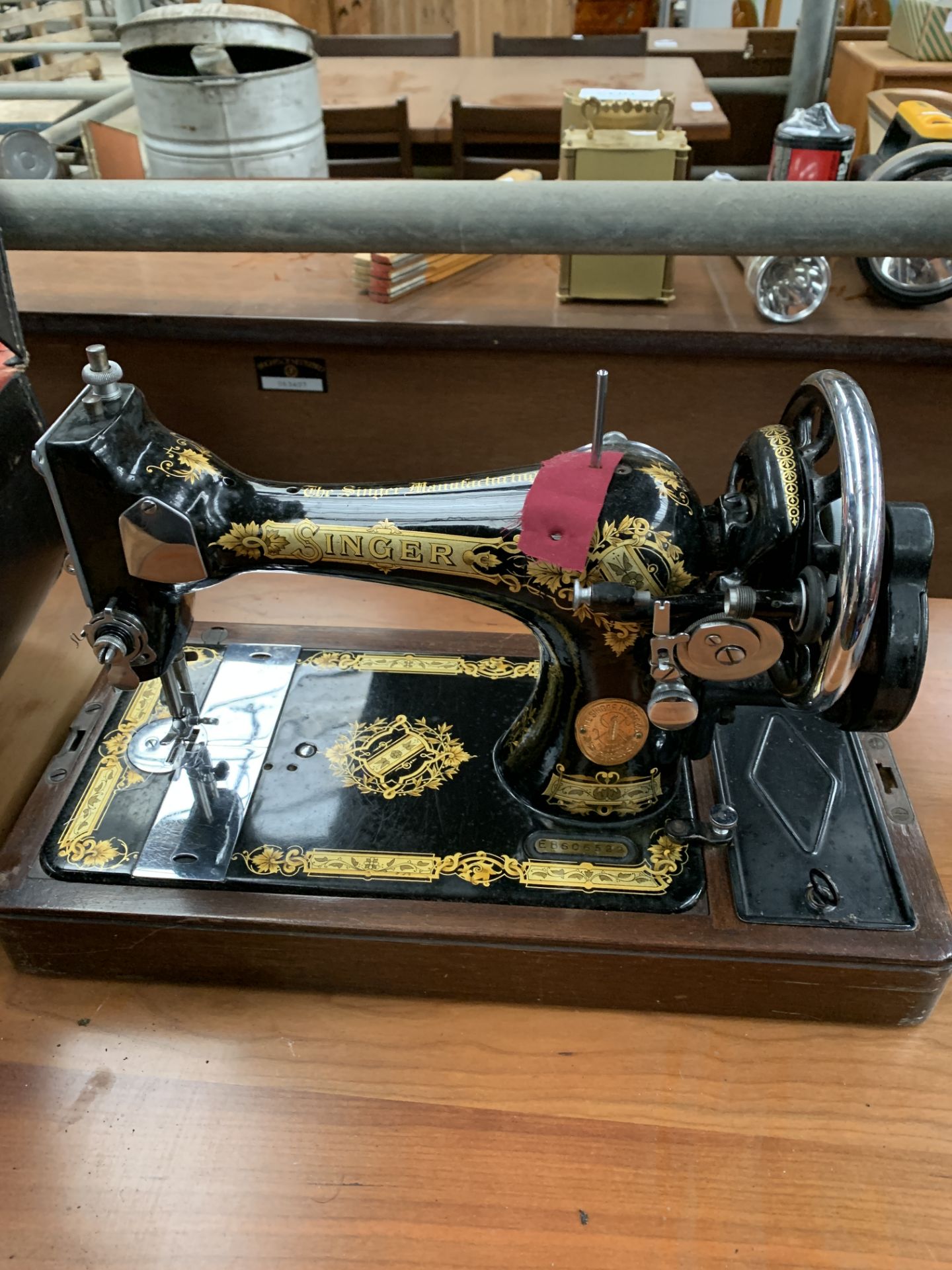 Manual Singer sewing machine in case