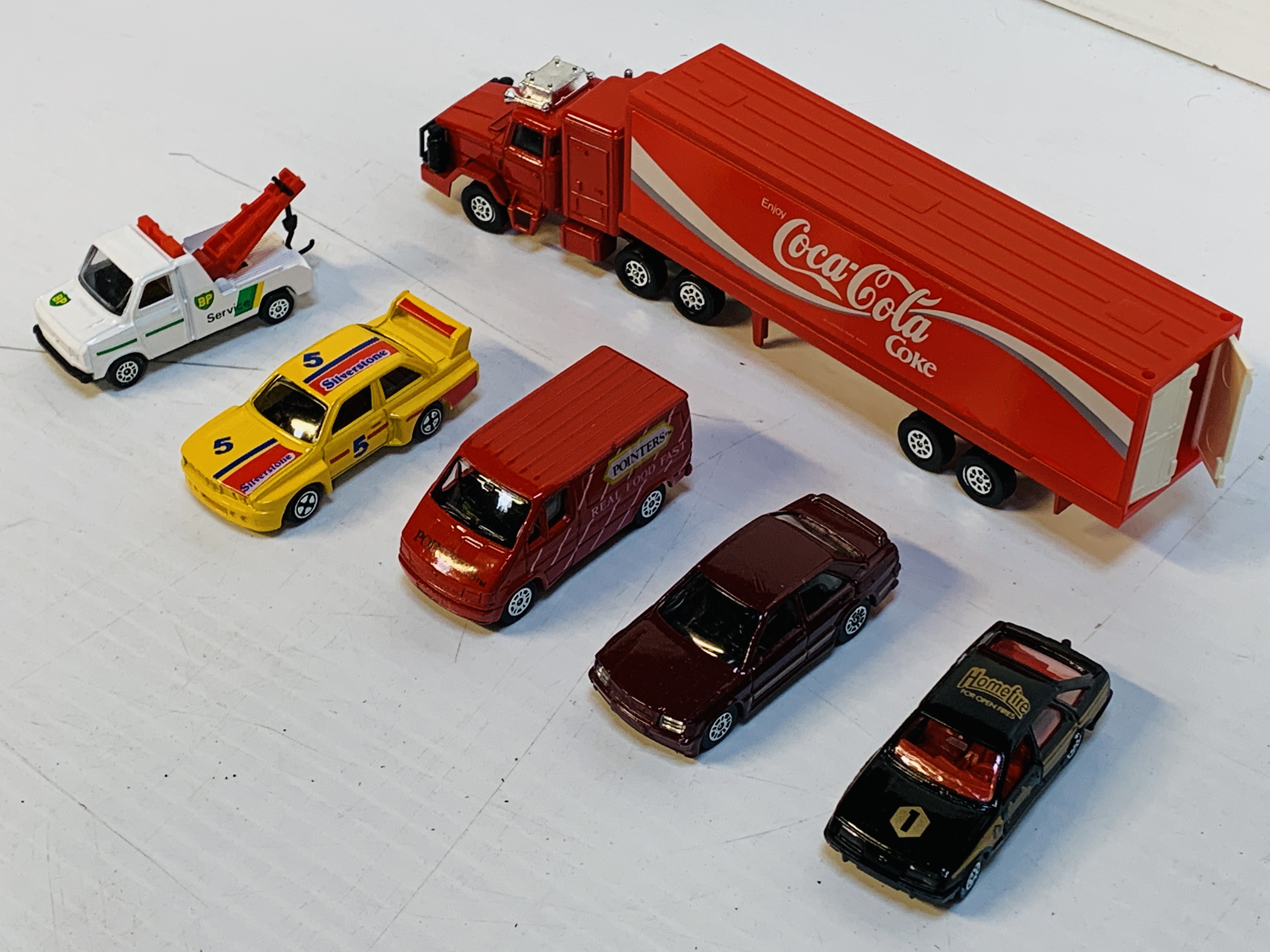 Mint condition Corgi diecast models - Image 2 of 2