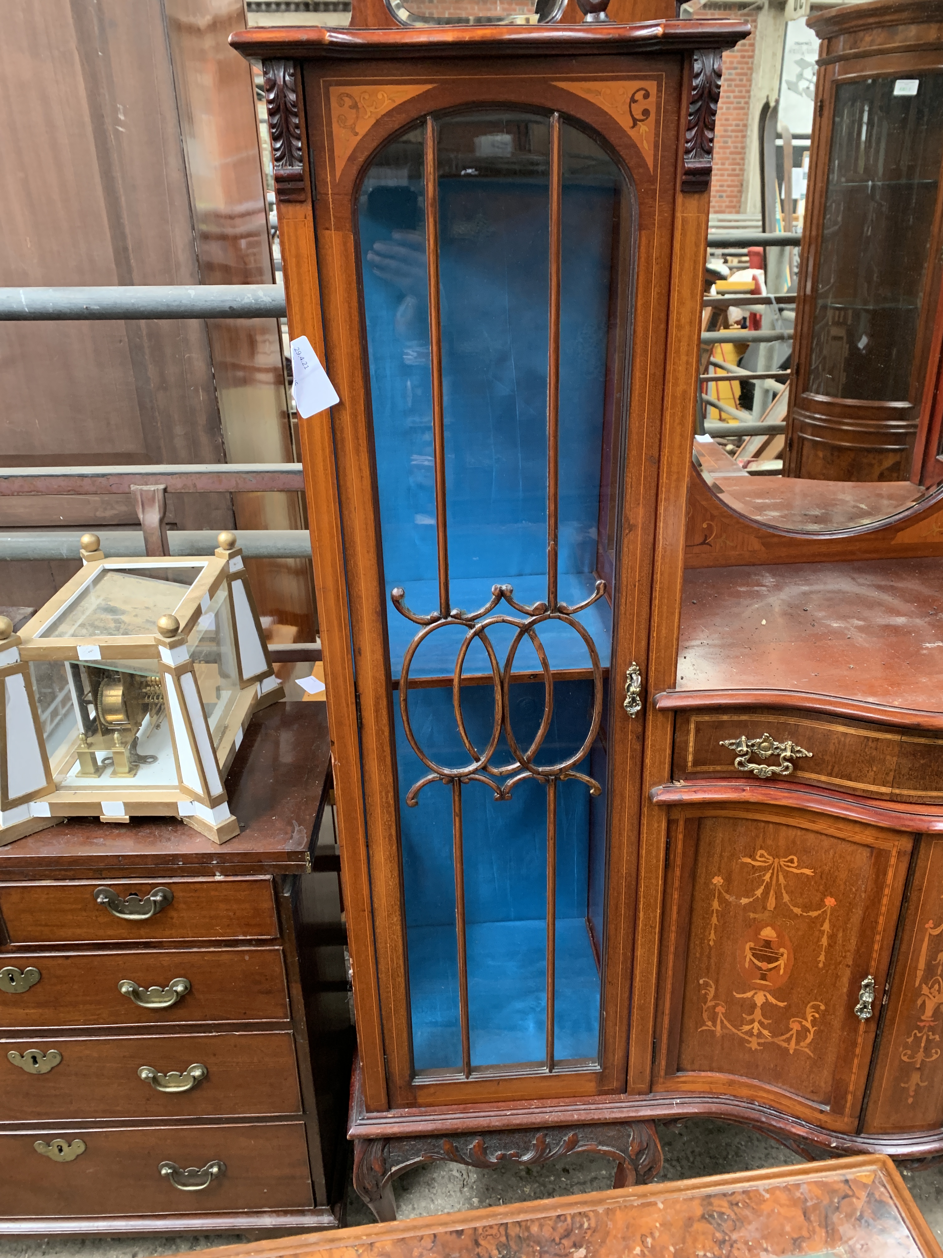 Edwardian mahogany bow fronted display cabinet - Image 4 of 7