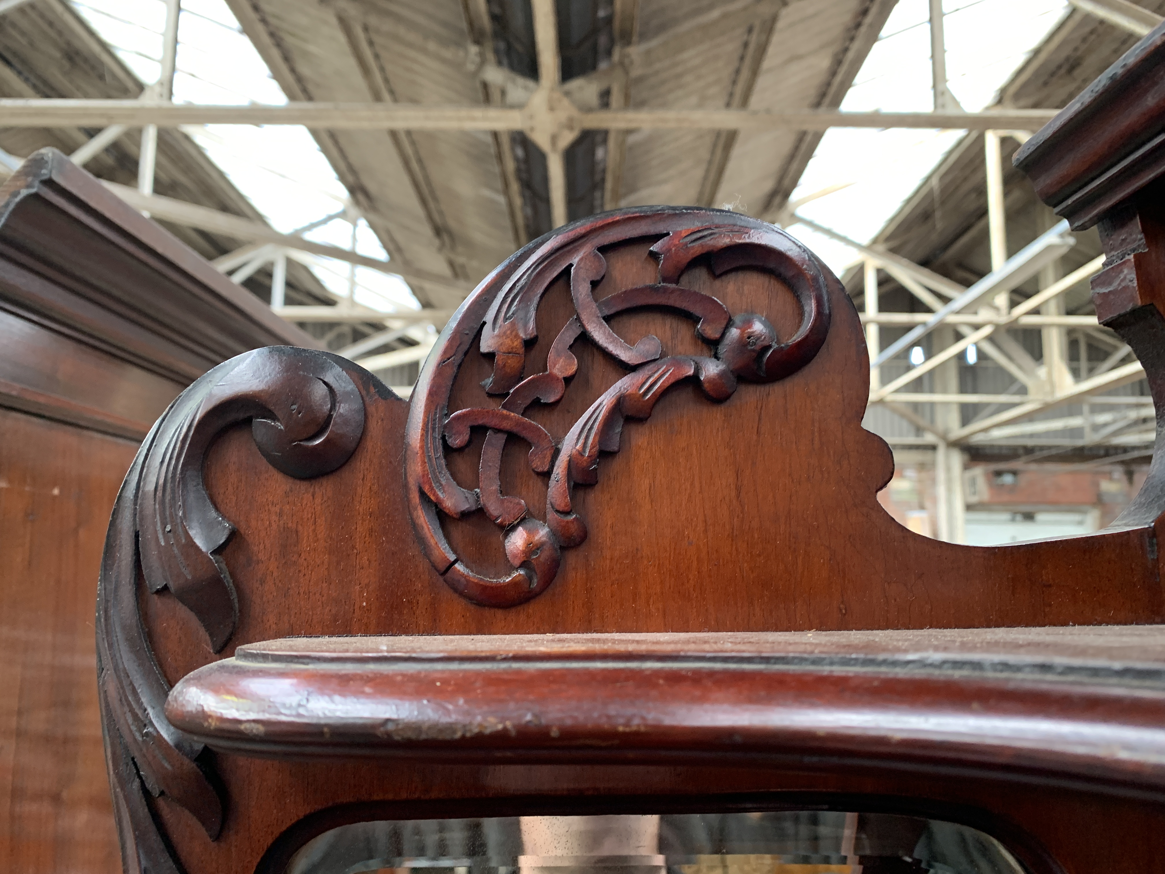 Edwardian mahogany bow fronted display cabinet - Image 7 of 7