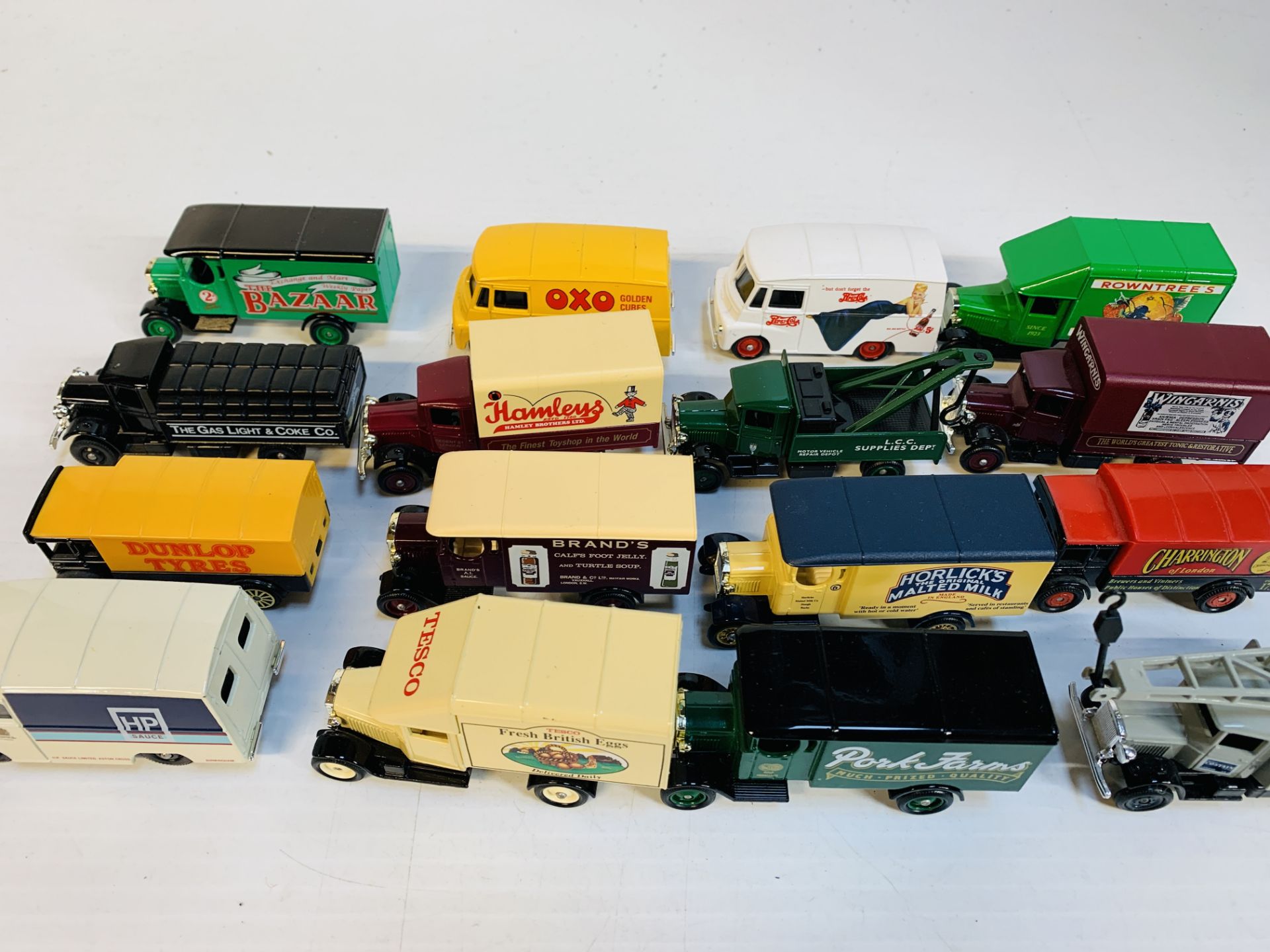Twenty assorted model commercial vehicles - Image 2 of 8