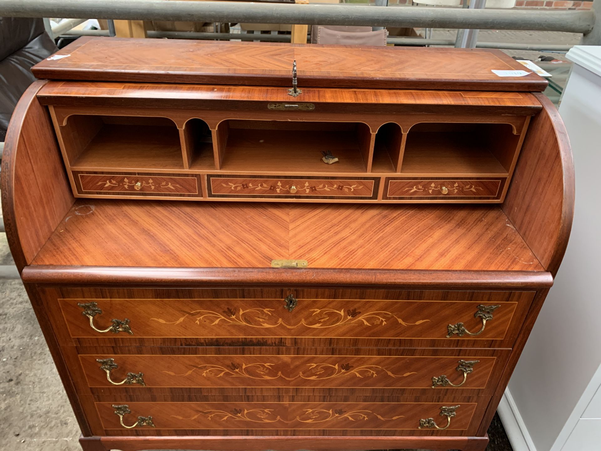 Inlaid mahogany veneer roll top bureau - Image 2 of 4