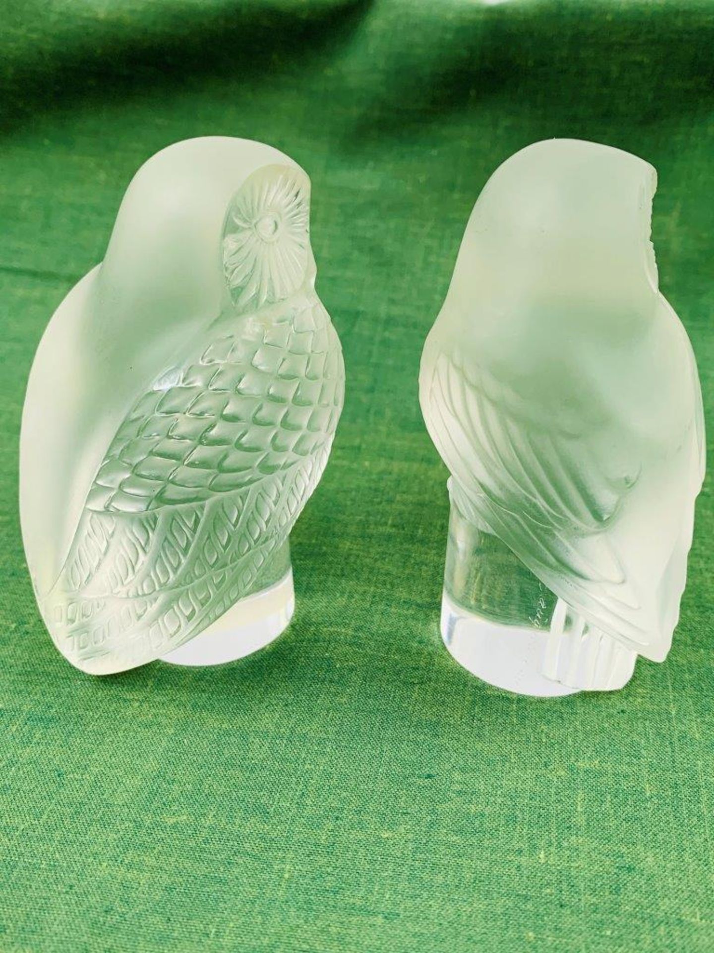 Two Lalique glass figurines of a perched owl - Image 3 of 4