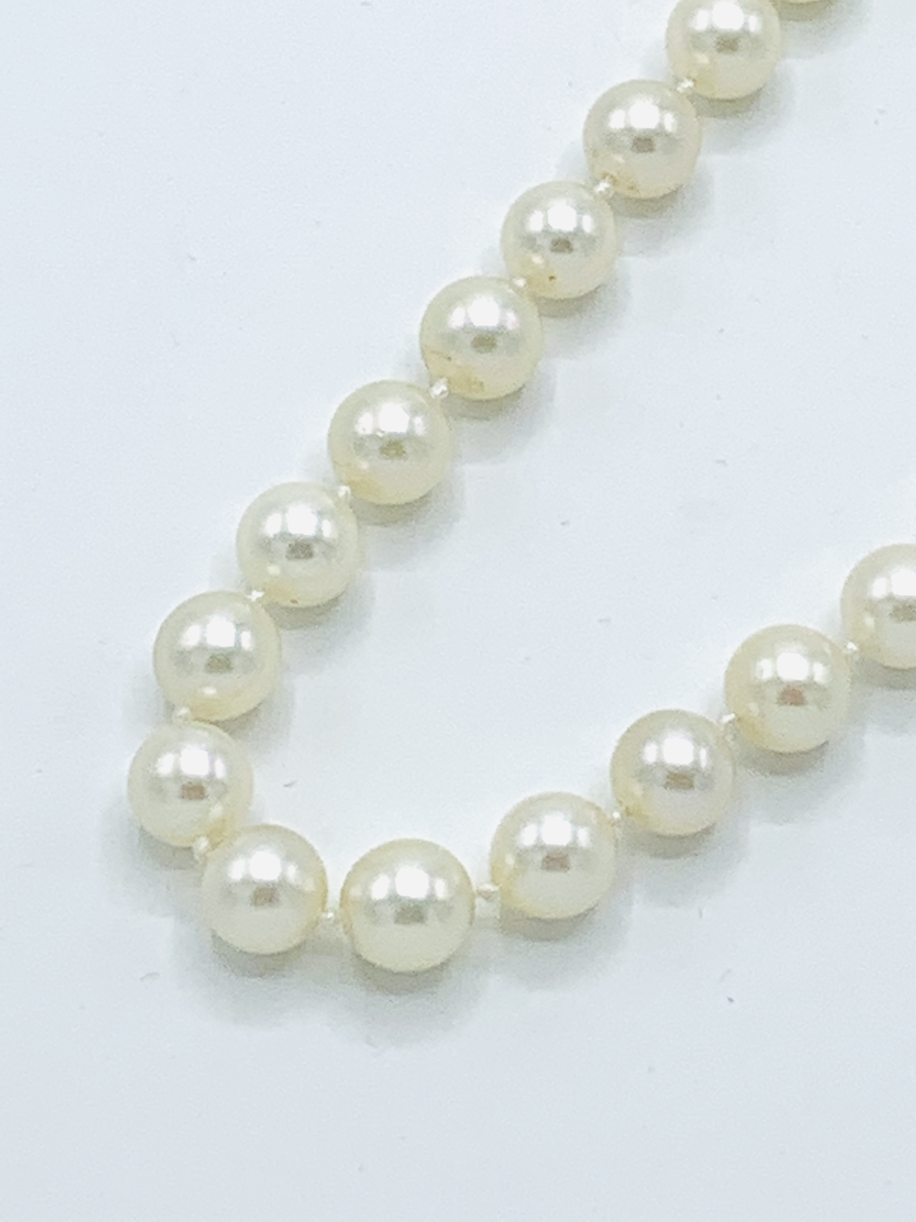 Cultured pearl necklace. - Image 3 of 4