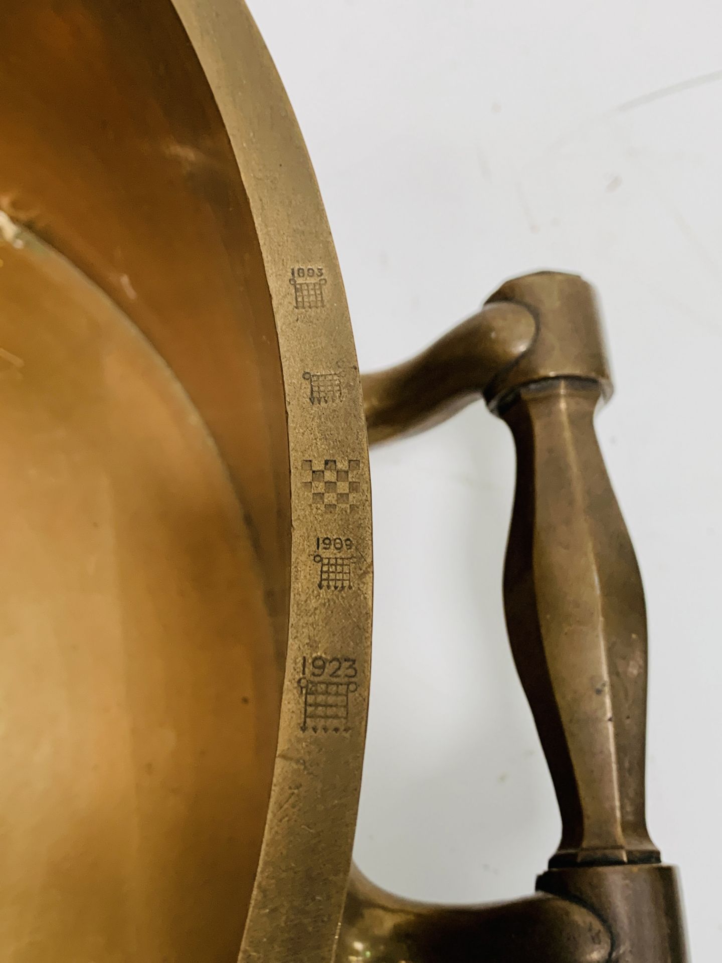 Imperial bushel bronze measure - Image 4 of 7