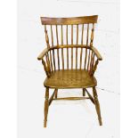 Early 20th Century elm Windsor elbow chair