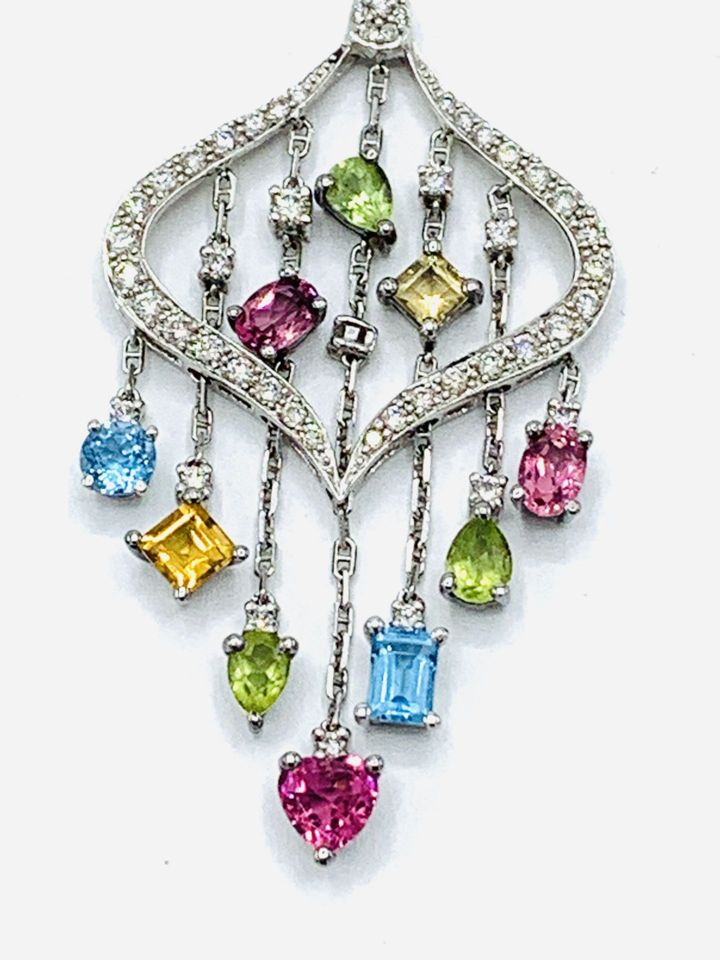 18ct gold diamond and semi-precious stones heart pendant - Image 2 of 3