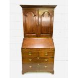 Georgian mahogany bureau/bookcase