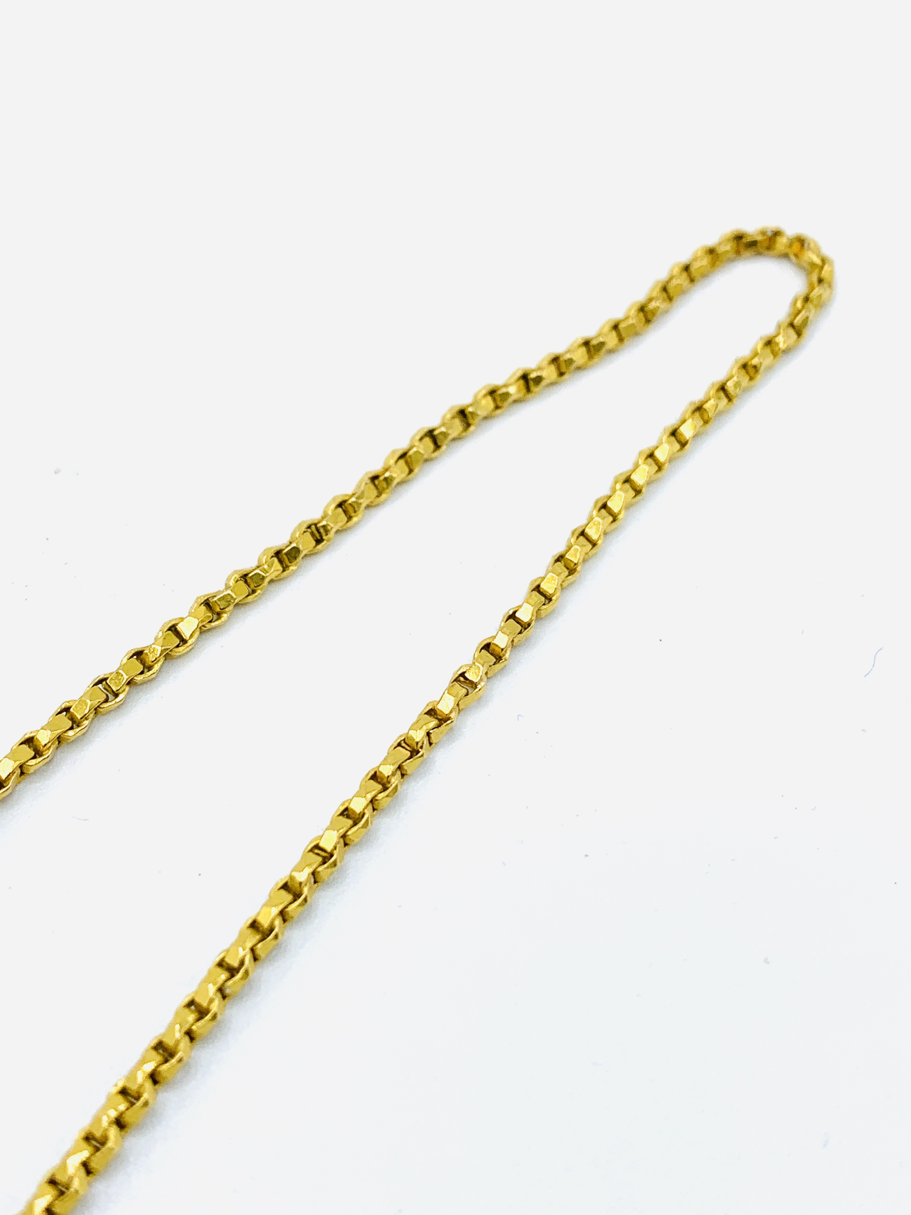 18ct gold chain - Image 2 of 5