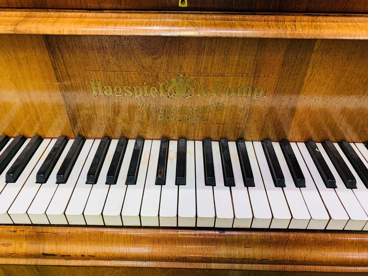 A mahogany cased small grand piano by Hagspiel & Company - Image 4 of 6