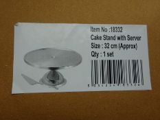 Cake stand with server