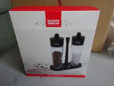 Kuhn Rikon Salt and Pepper Mill Set.