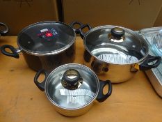 3 saucepans with lids