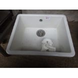 Ceramic single drainer basin