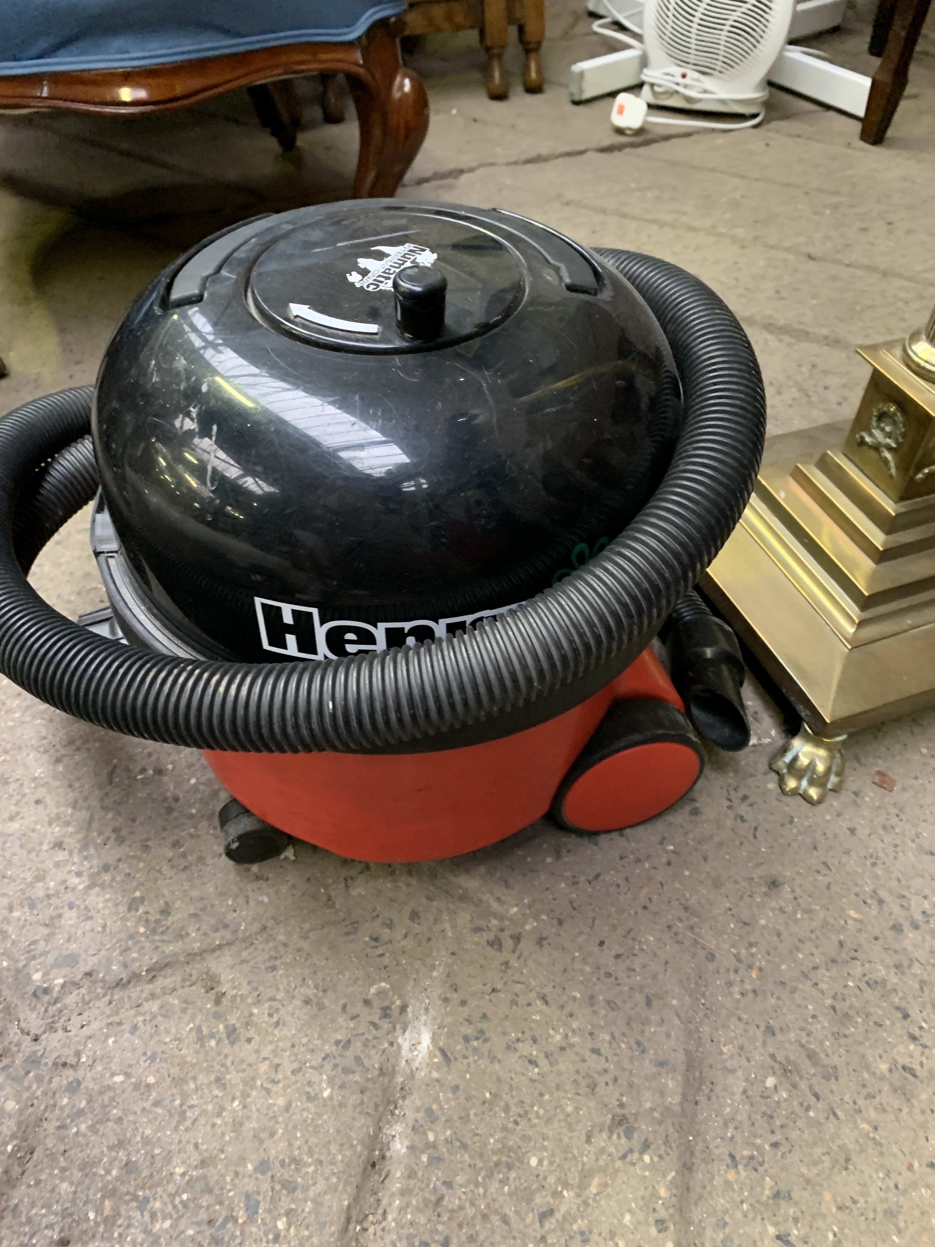 'Henry' vacuum cleaner in working order - Image 4 of 4