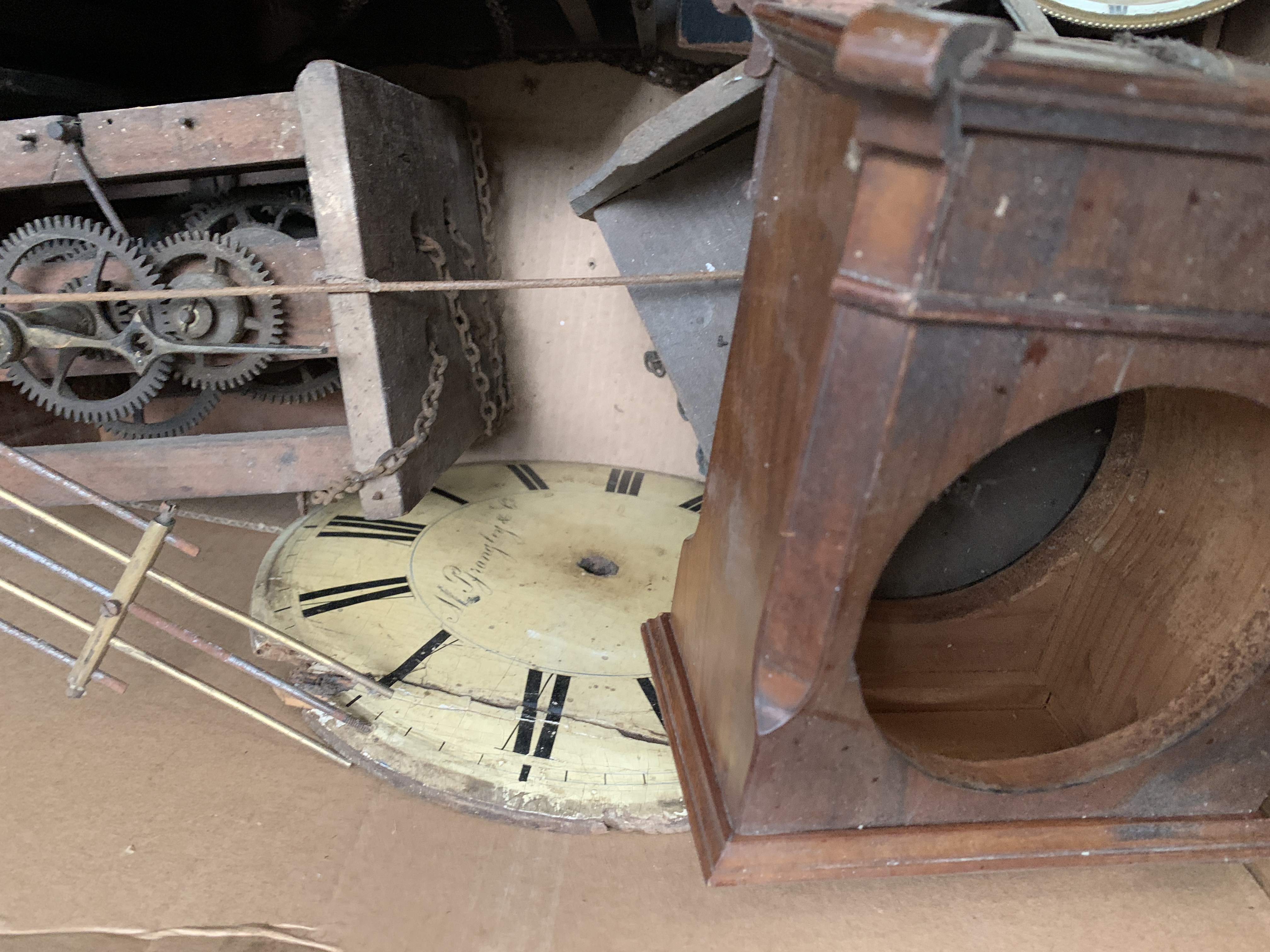 Box of various clock mechanisms and cases - Image 3 of 5