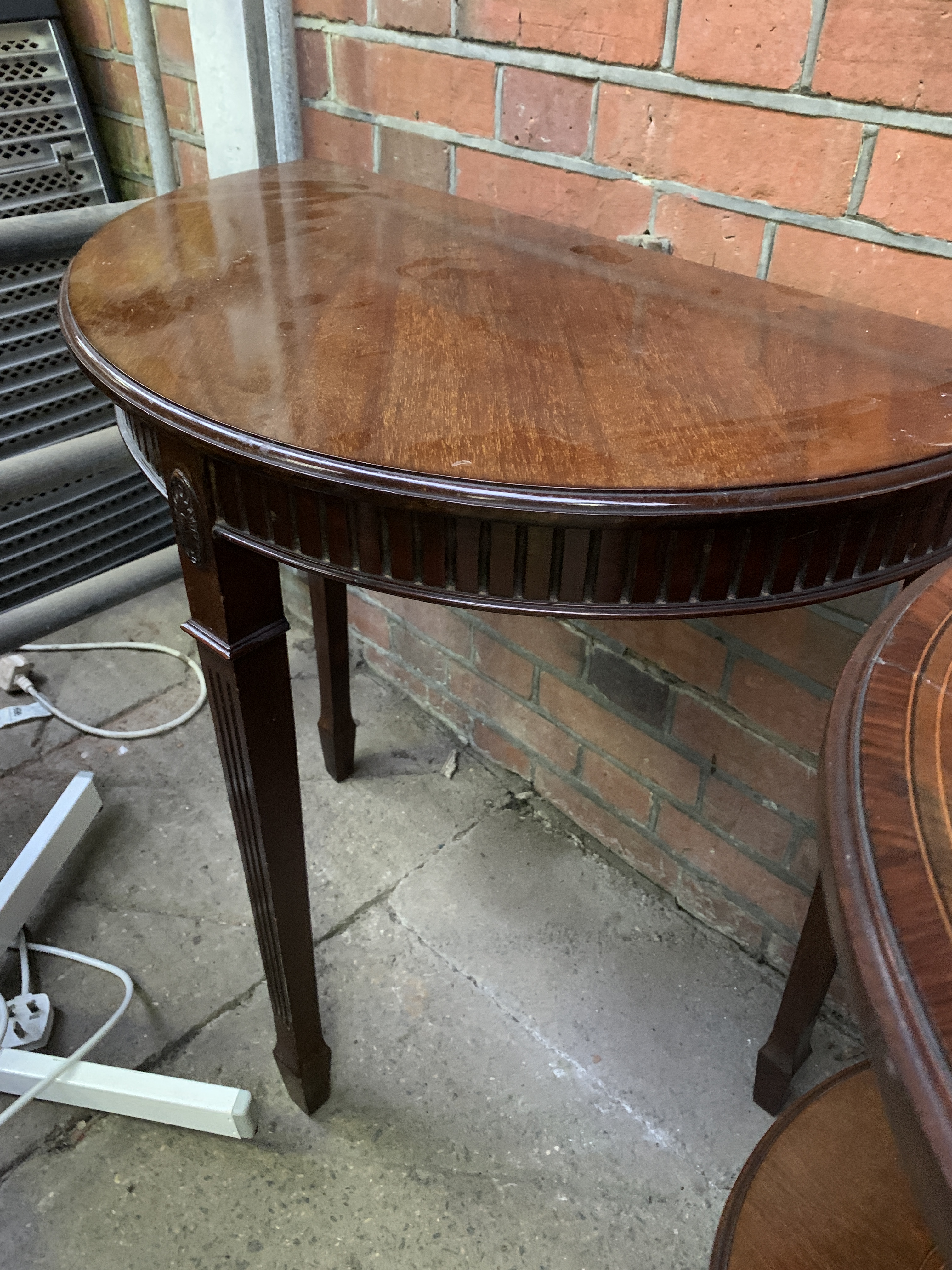Banded inlaid mahogany oval display table together with small mahogany demi-lune table - Image 5 of 5