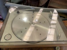 Bang and Olufsen Beogram 1202 turntable.  Estimate £50-80