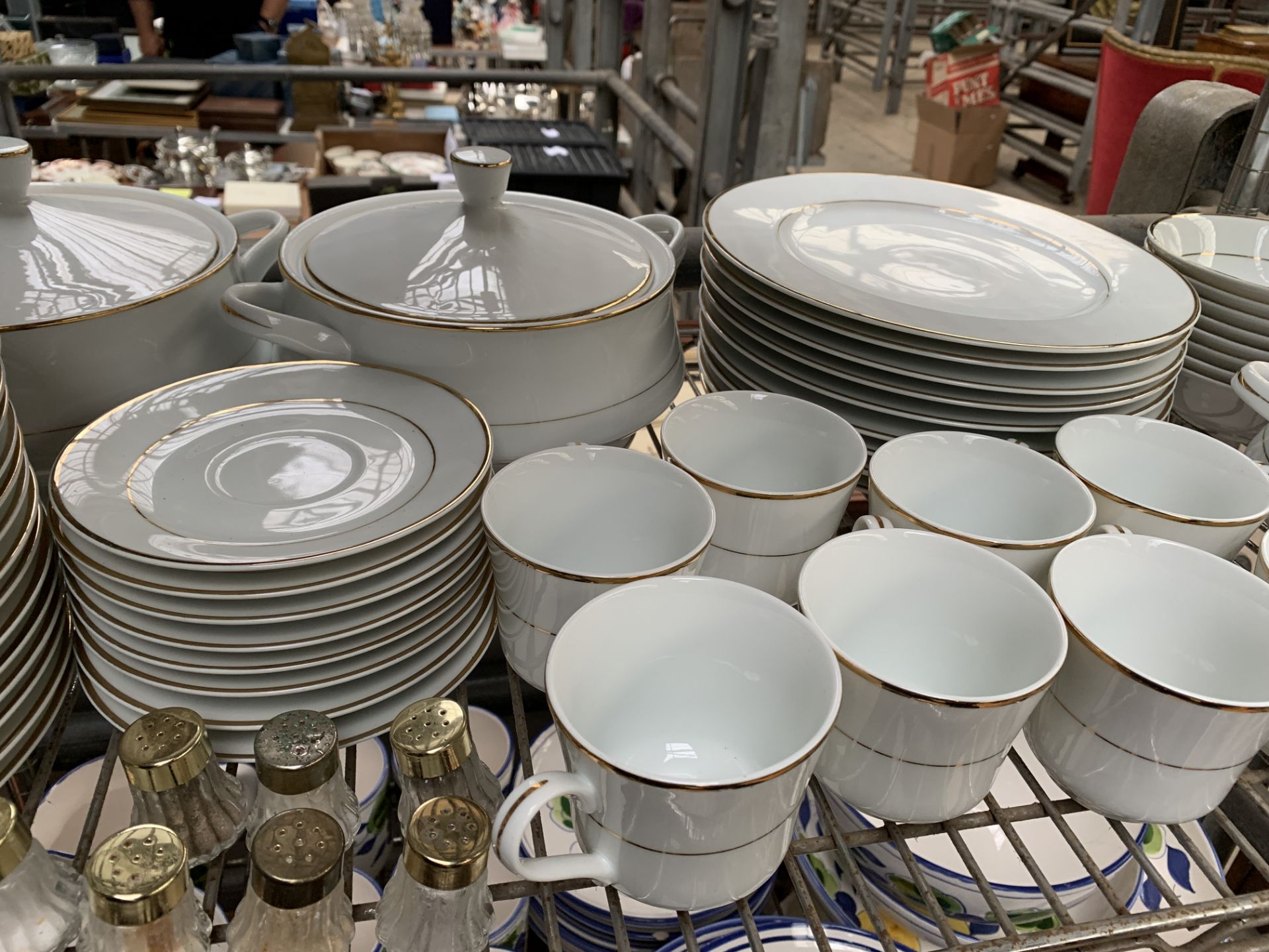 Large quantity of BHS House and Home 'Grosvenor' dinner service - Image 4 of 5
