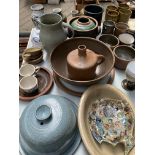 Quantity of stoneware items