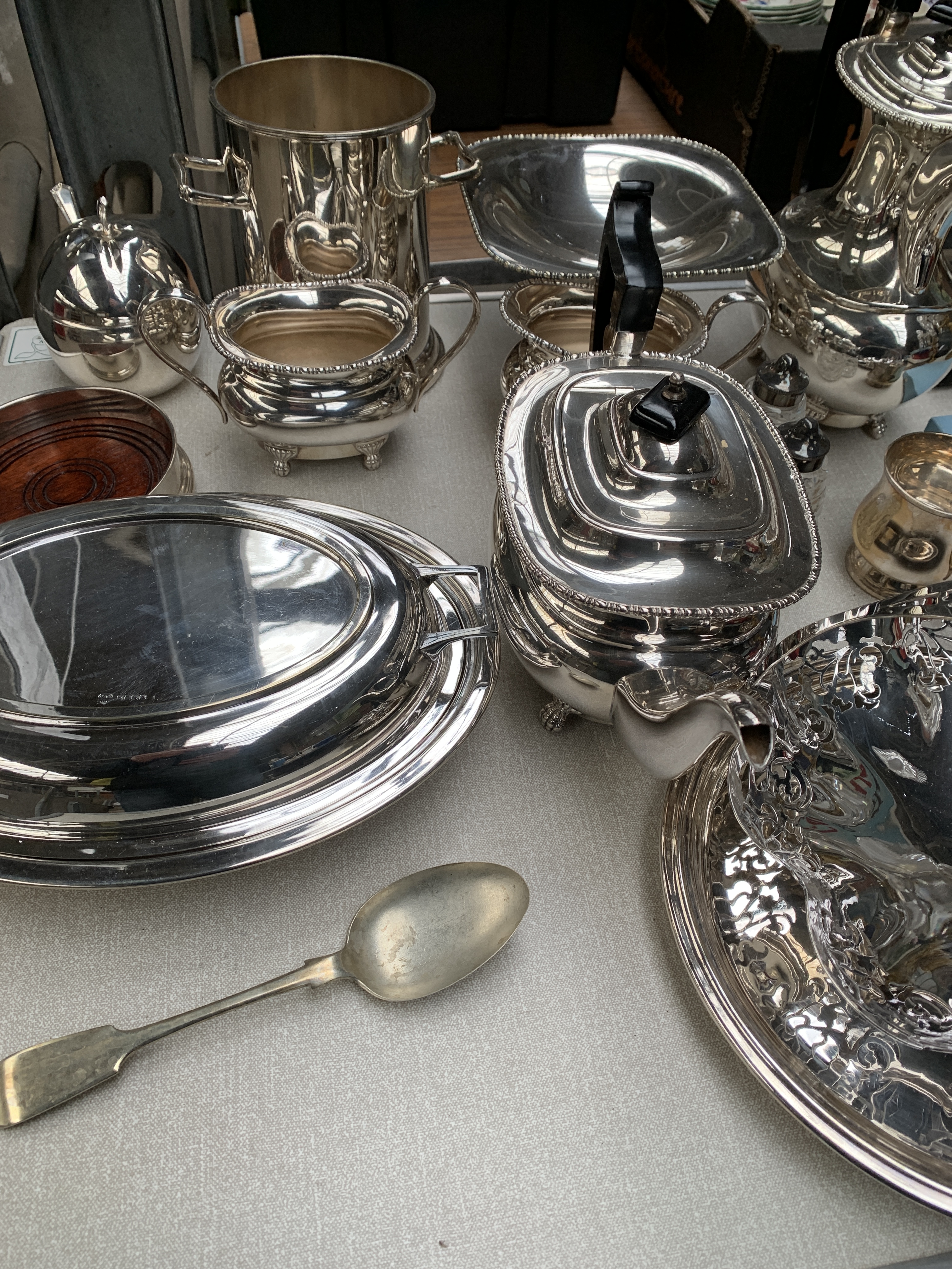 Quantity of silver plate - Image 4 of 4