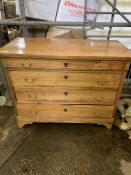 Mahogany chest of drawers