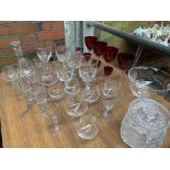 Quantity of glassware