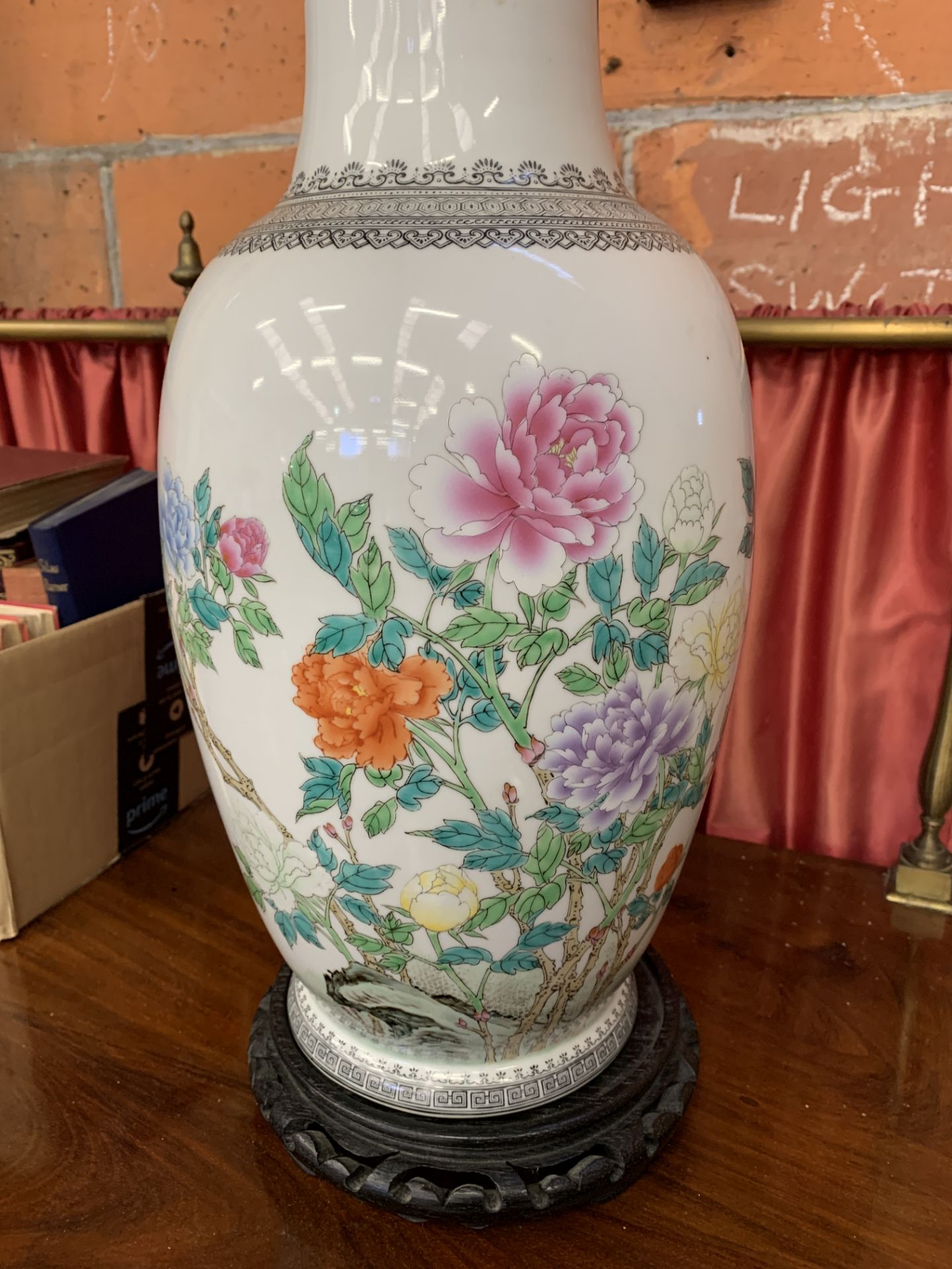 Oriental style vase - Bild 2 aus 3