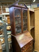 An early 20th Century mahogany bureau/bookcase