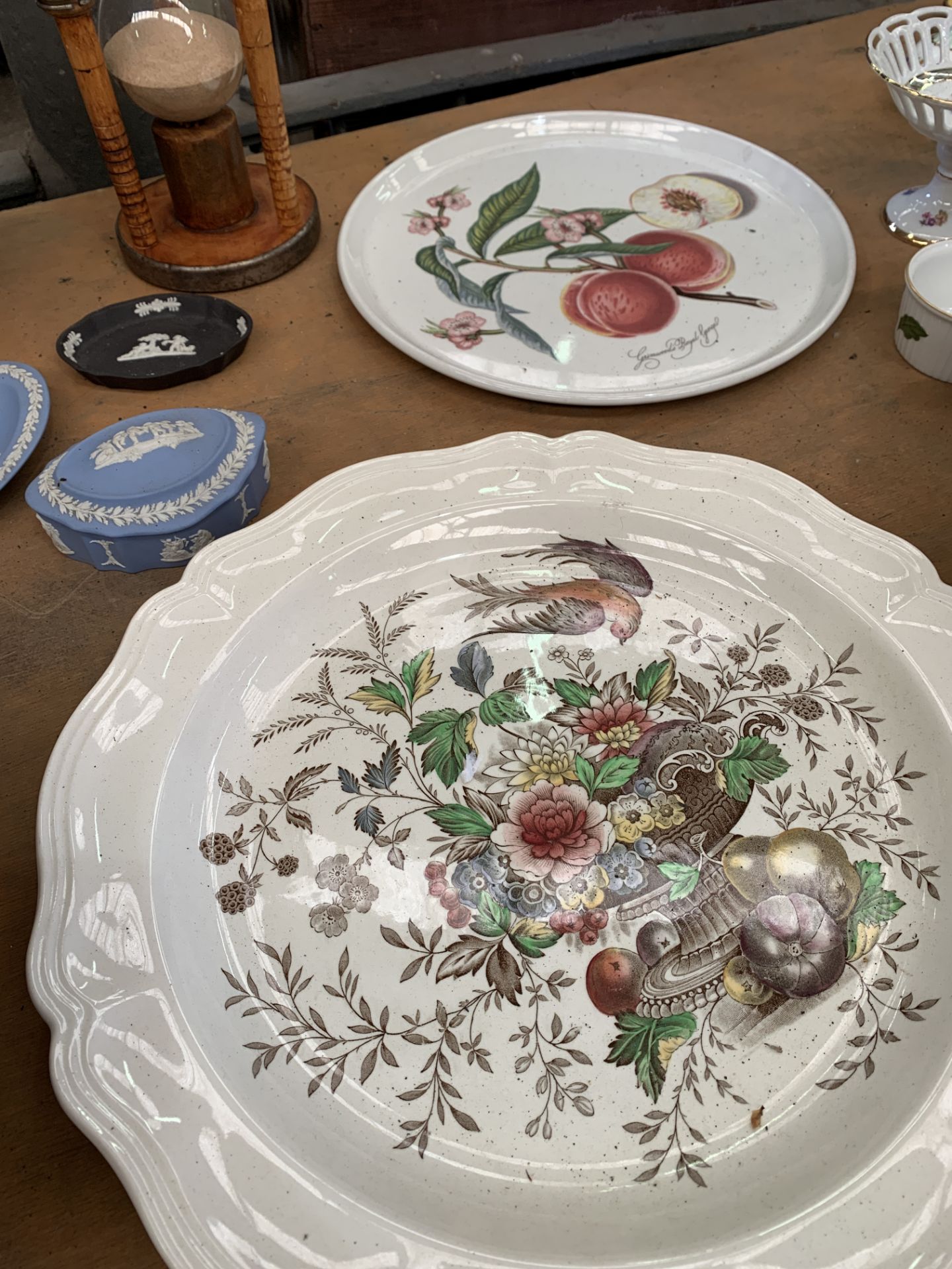 An assortment of china items - Image 6 of 7