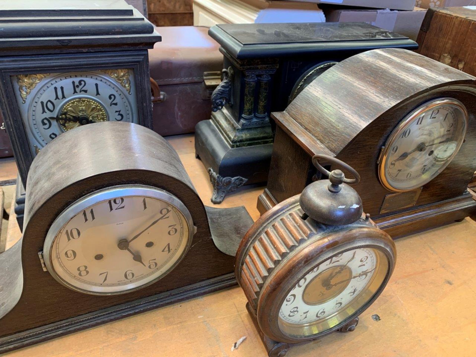 Four various mantel clocks; together with a mahogany cased early alarm clock and a banjo barometer - Image 4 of 6
