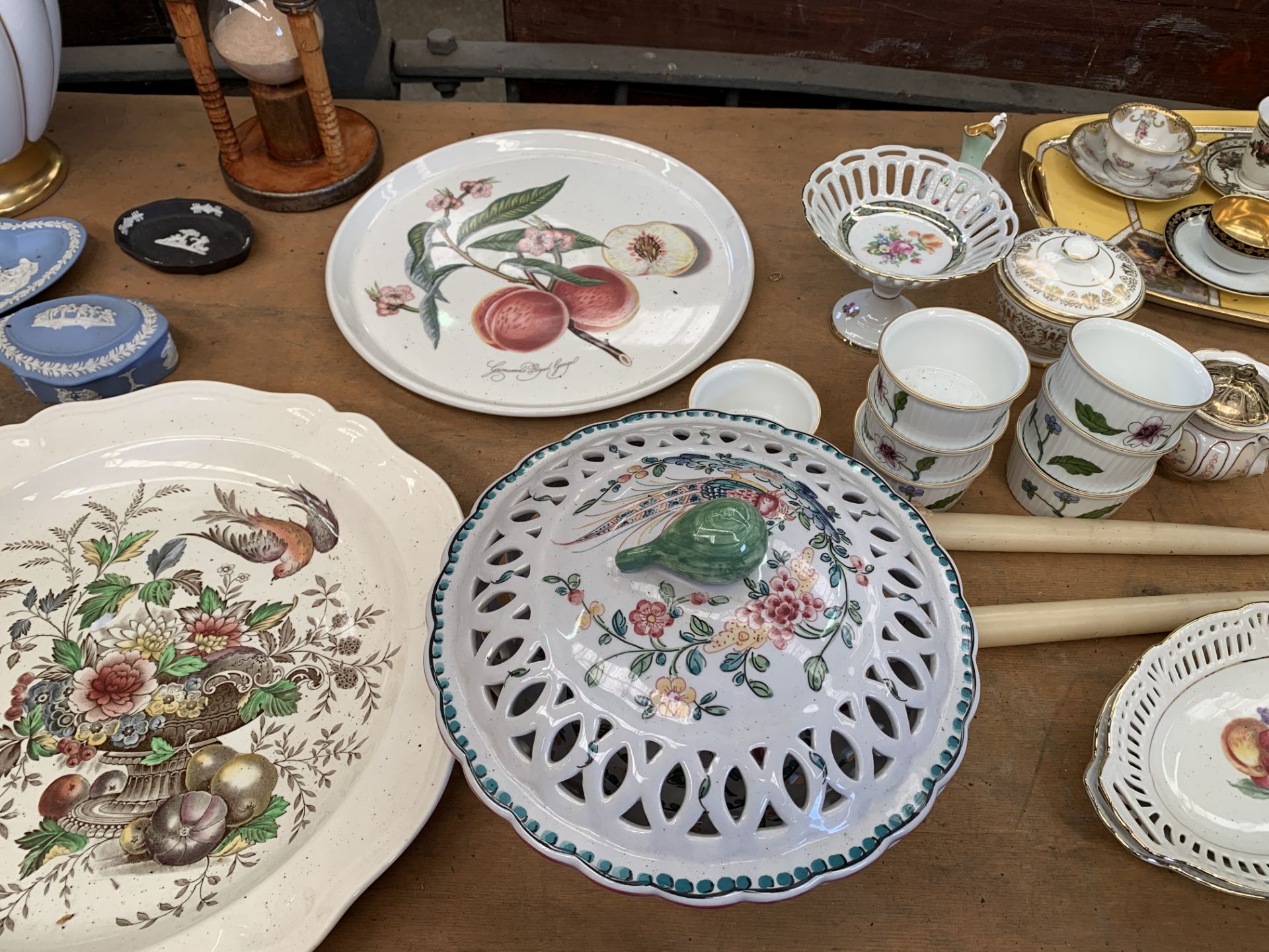 An assortment of china items - Image 7 of 7