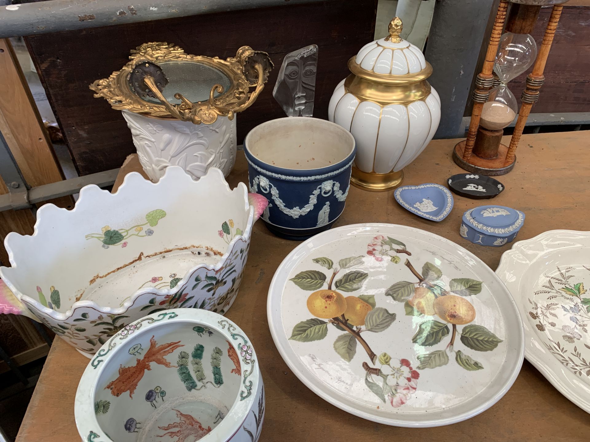 An assortment of china items - Image 3 of 7