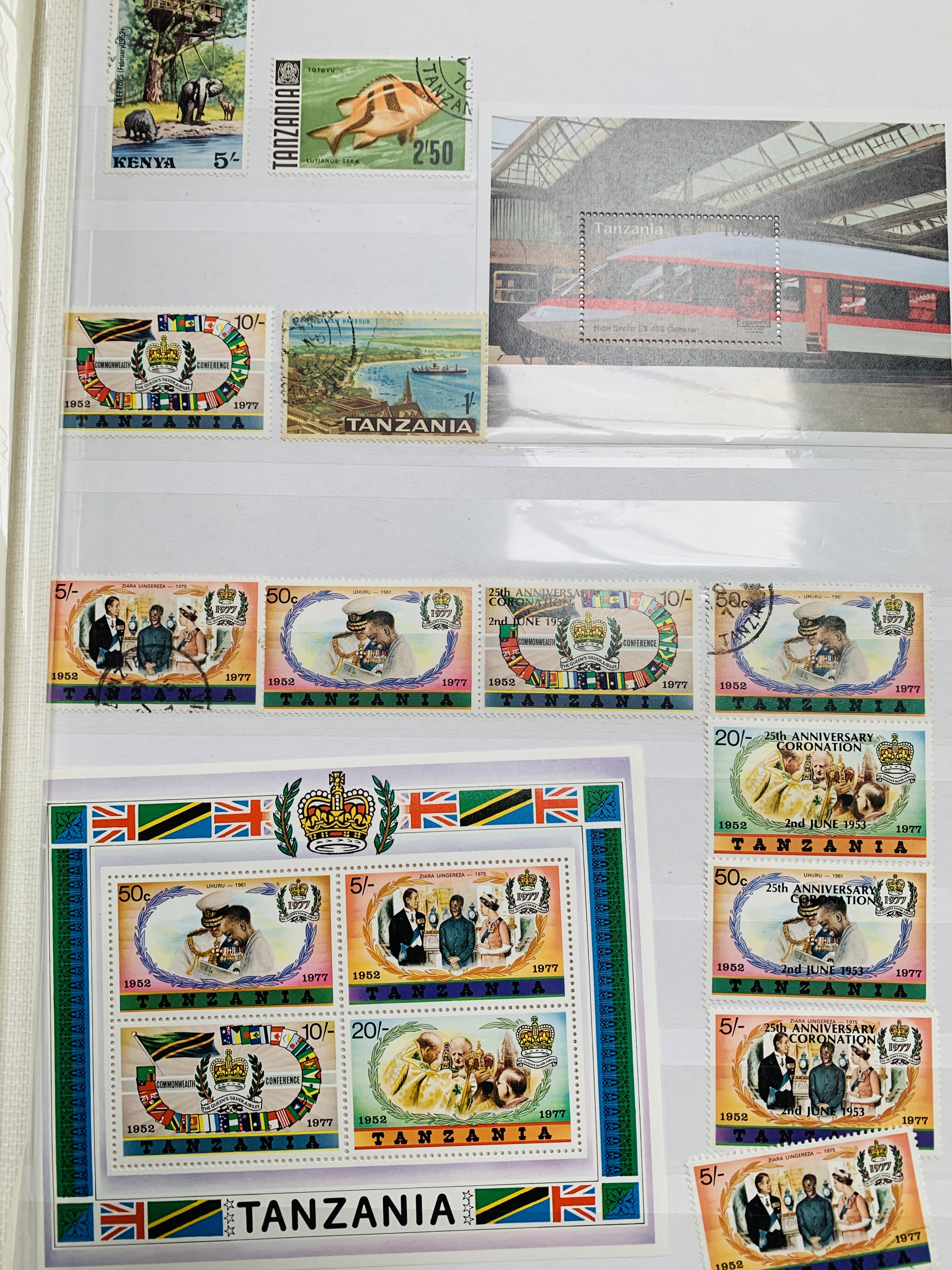 Five stockbooks with Korea, GB, New Zealand and others, and a Stanley Gibbons catalogue - Image 2 of 5