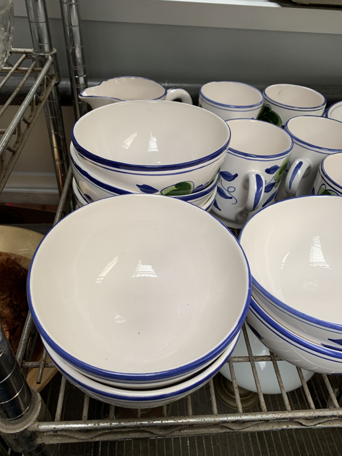 Quantity of French crockery - Bild 2 aus 4