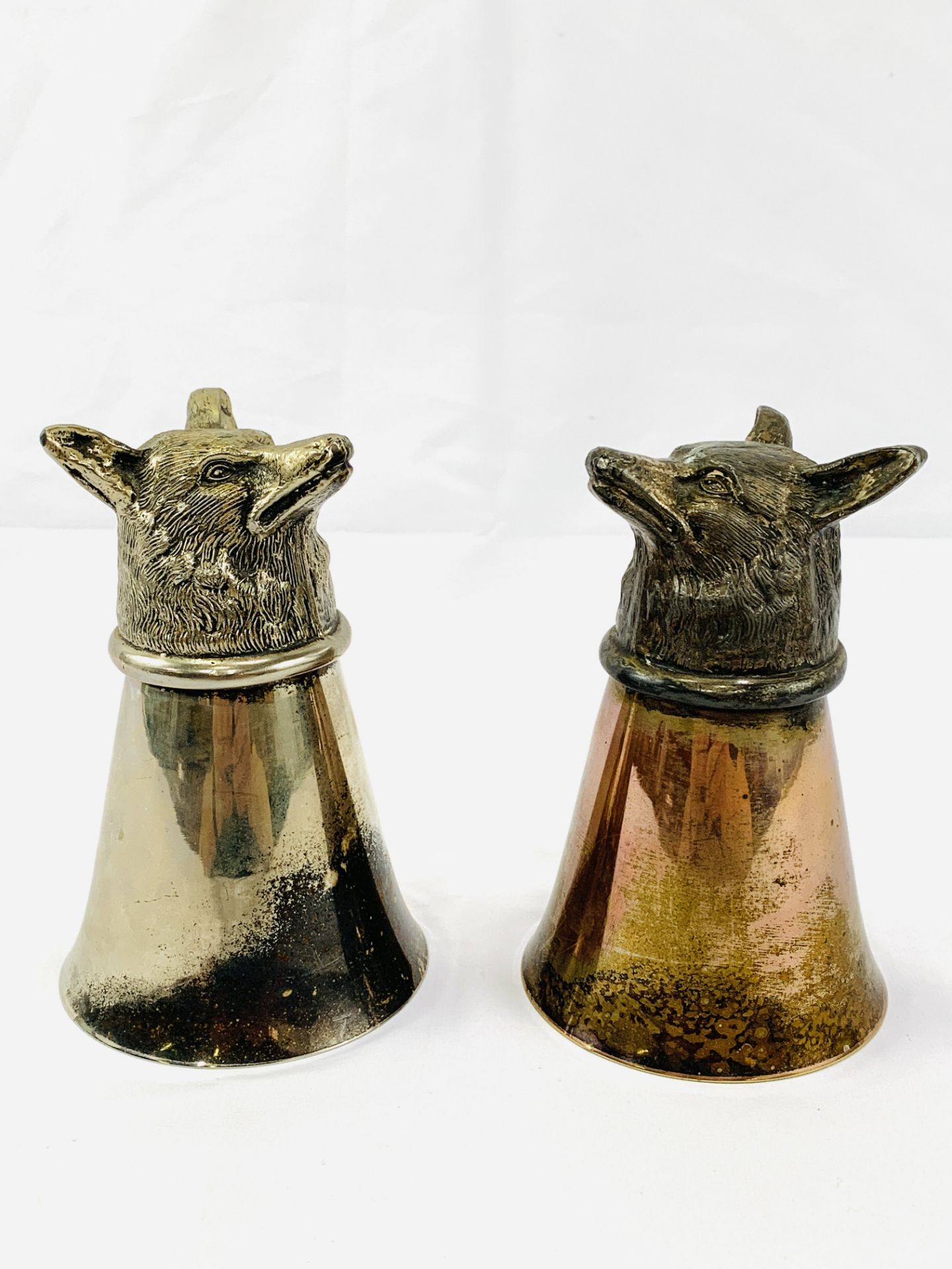 Two silver plate stirrup cups with foxes' heads - Image 2 of 5