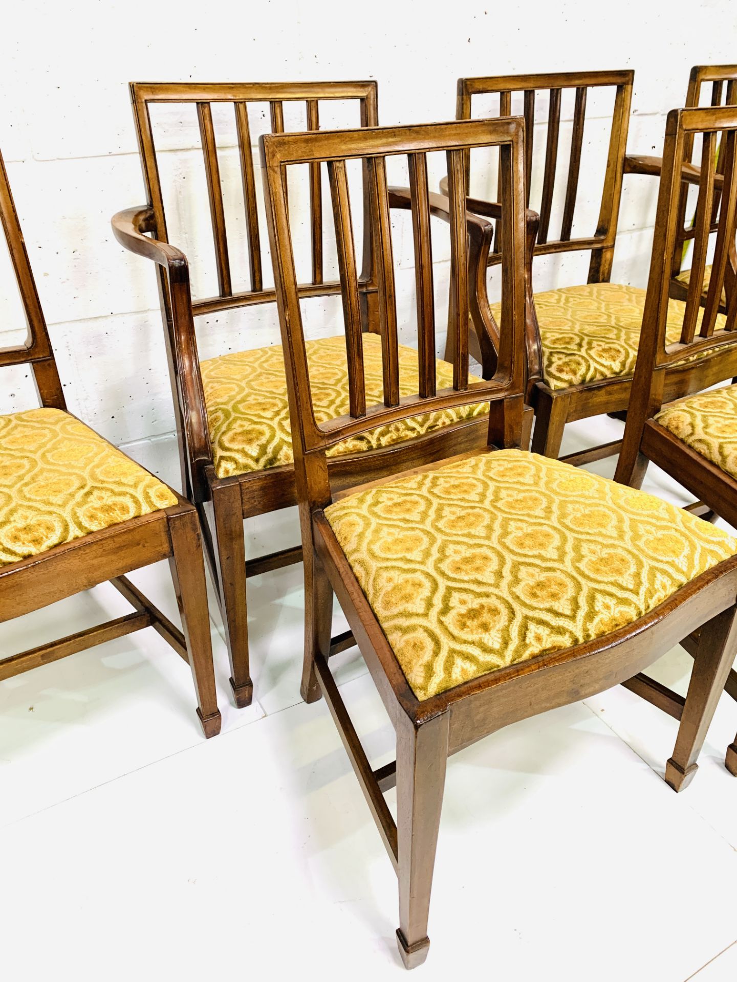 Group of six Georgian style mahogany dining chairs - Image 6 of 6