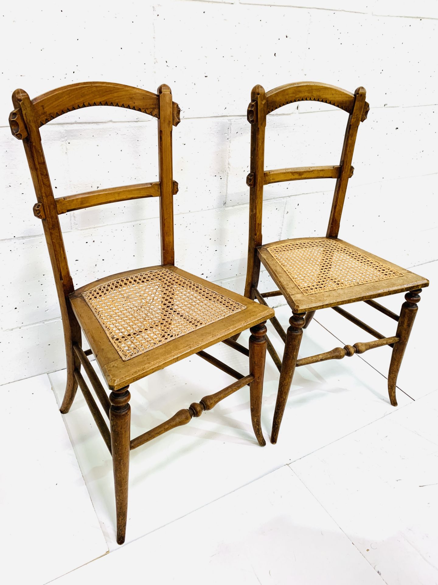 Pair of decorative cane seat arched back bedroom chairs - Image 5 of 5