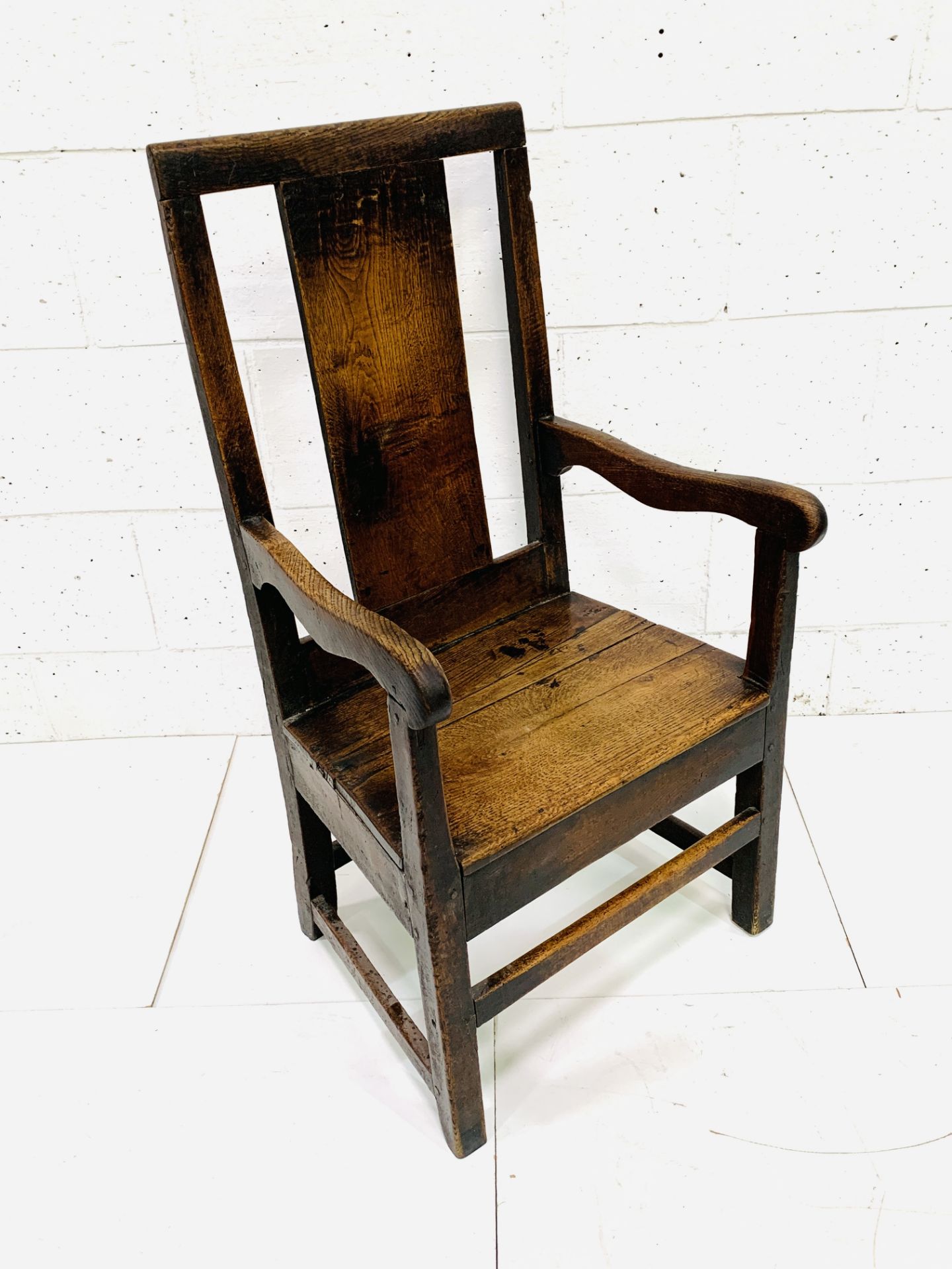 18th century oak open armchair - Image 5 of 5