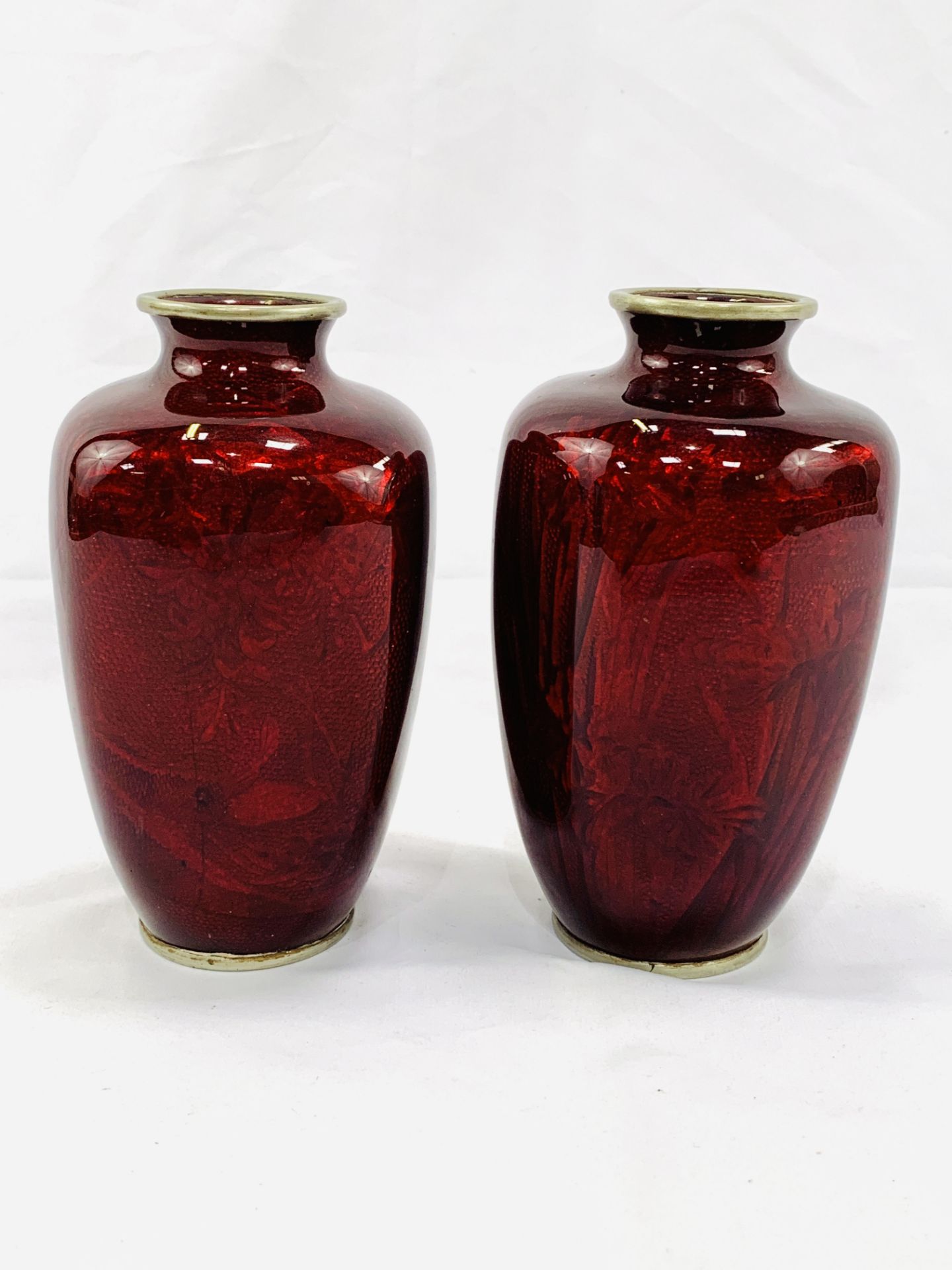 Two Japanese Ginbari red vases, early 20th Century - Image 2 of 7