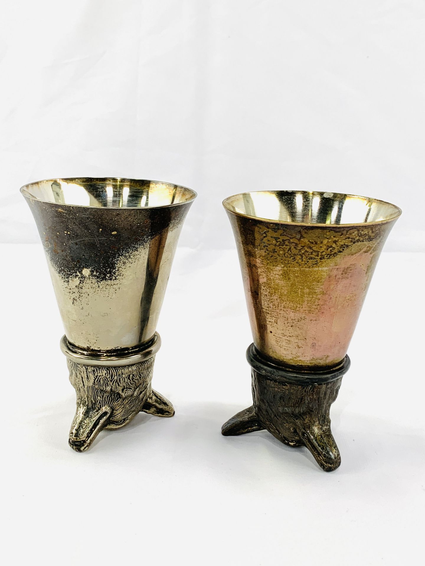 Two silver plate stirrup cups with foxes' heads - Image 3 of 5