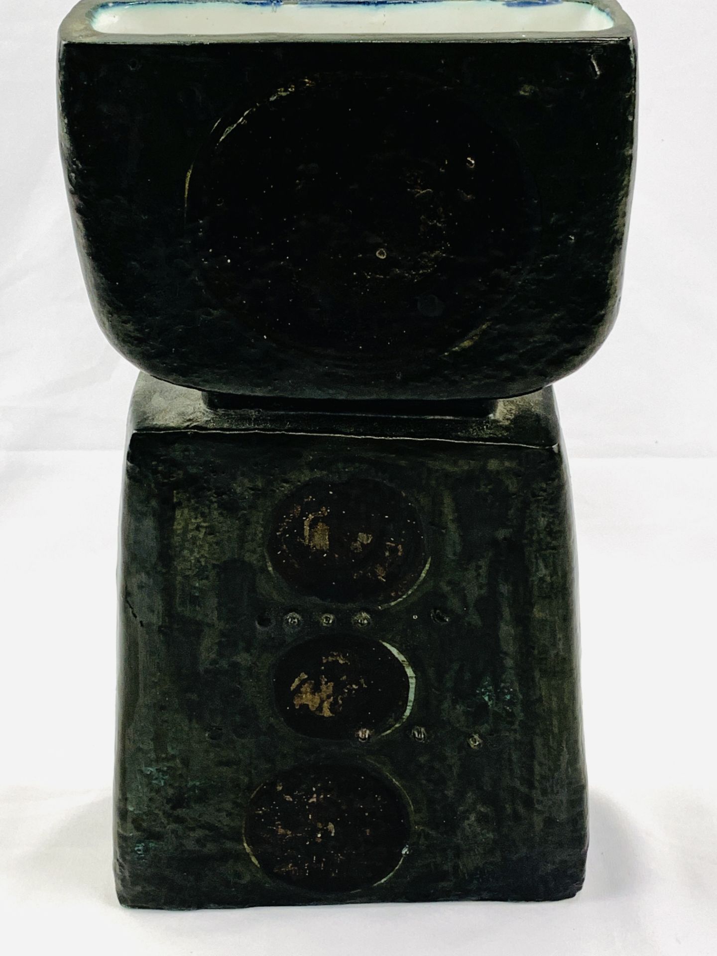 Troika vase - Image 6 of 6