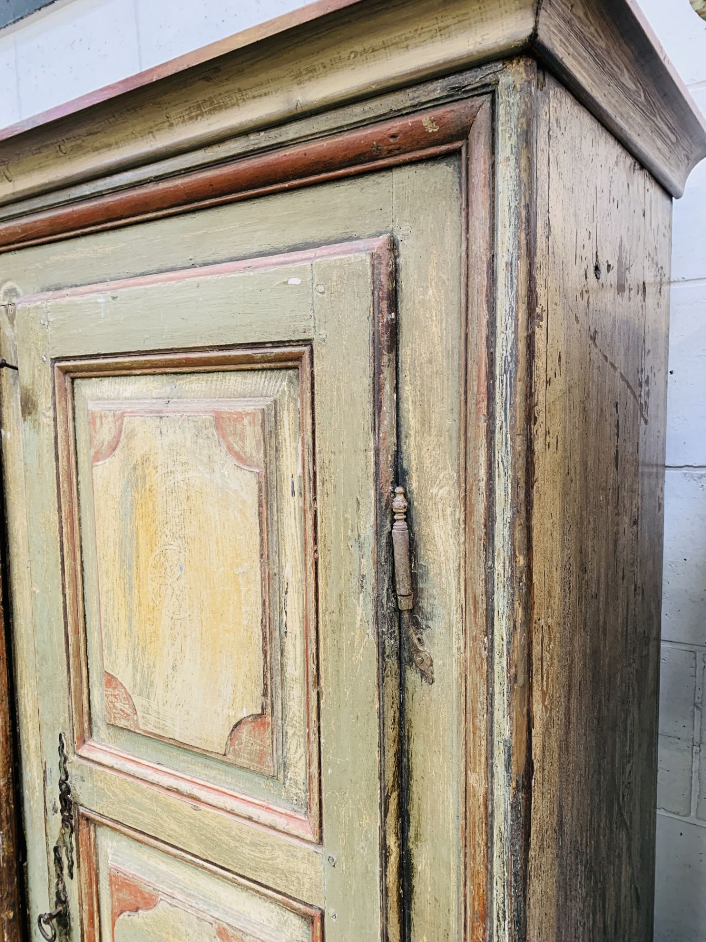 Mid-19th century French painted pine wardrobe - Image 6 of 8